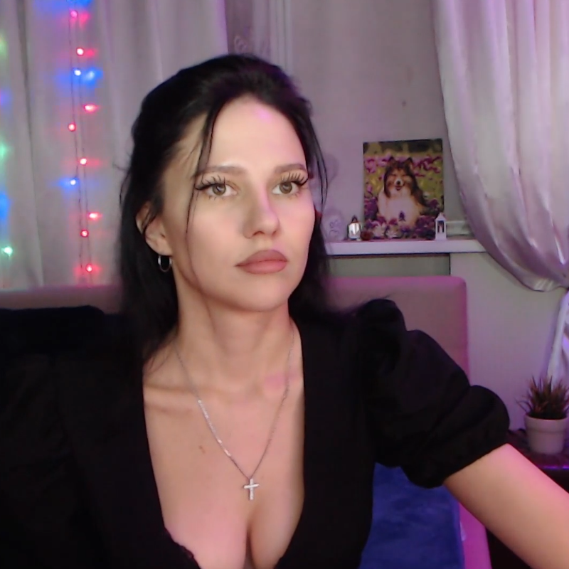 найти модель вебкам